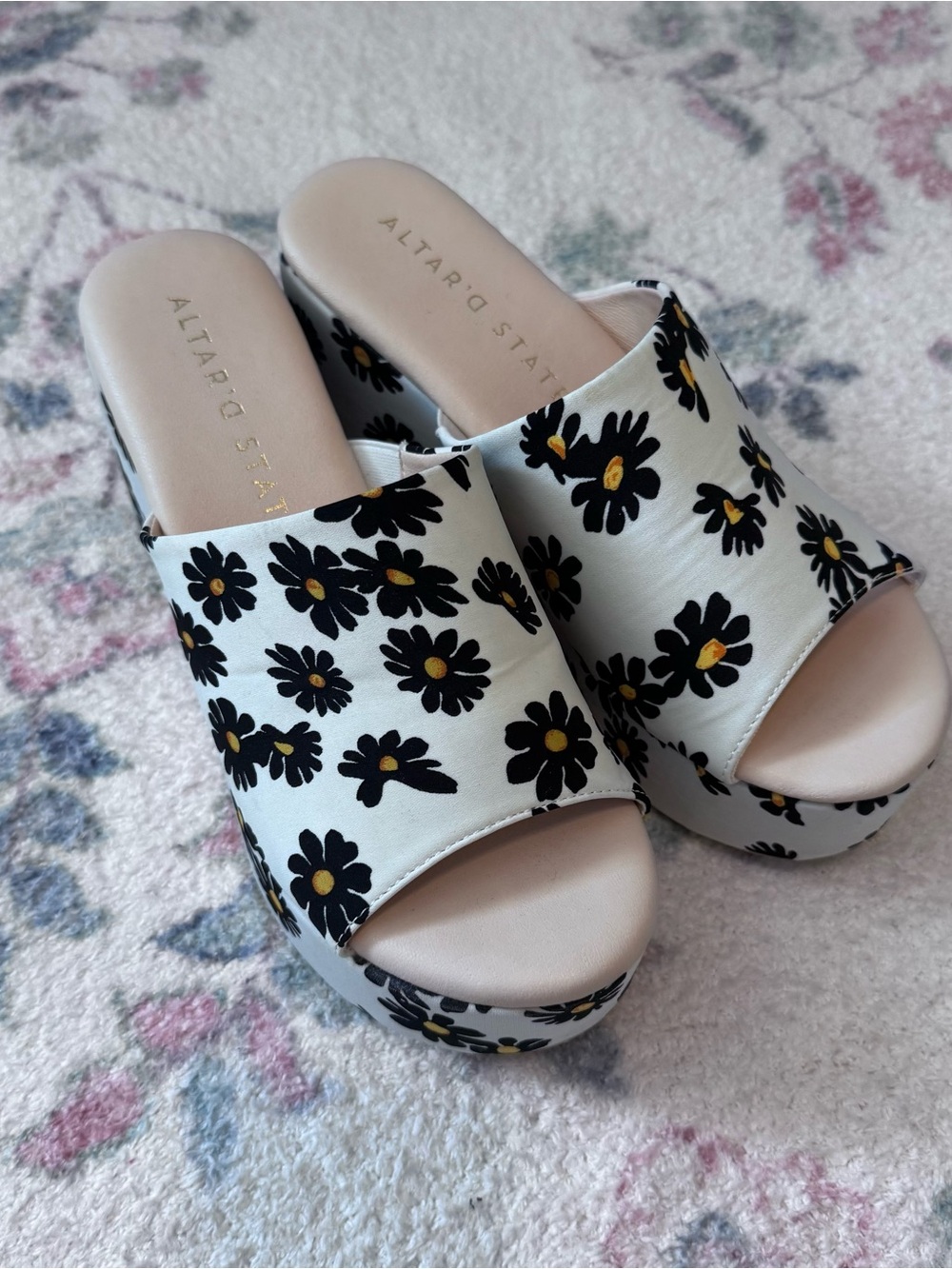 Altar'd State White Floral Platform Slide Mules